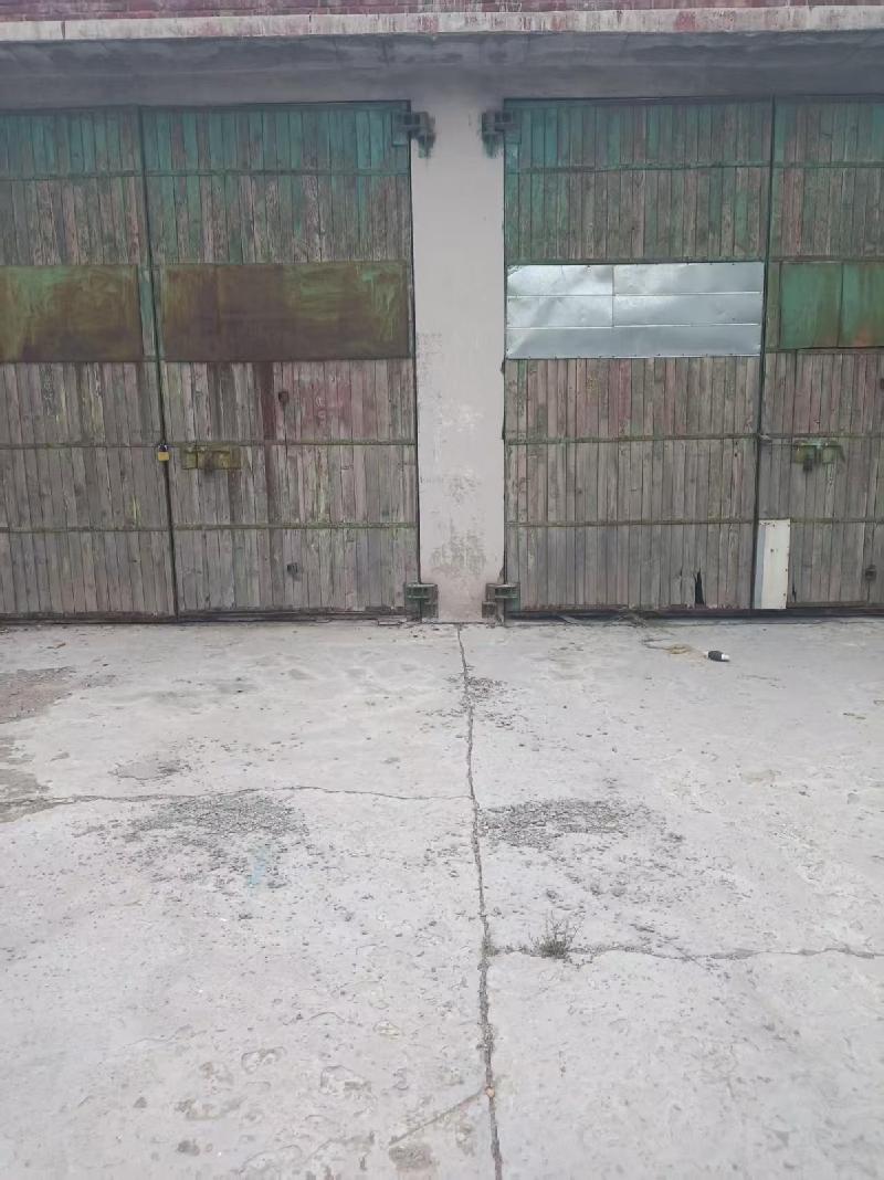 内蒙古包头市火车站南二公里处新源厂区高压开闭站西面车库出租（年租金底价：6600元/年，租期：3年）（包头满都拉电业有限责任公司）(国资监测编号GR2026NM1004167)