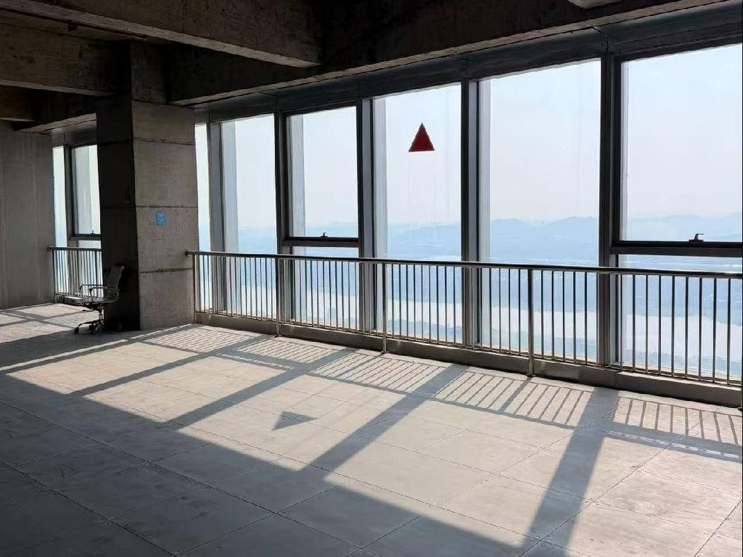 长沙市天心区湘江中路二段178号汇景发展环球中心写字楼40楼2252.44㎡(国资监测编号GR2026HN1003584)