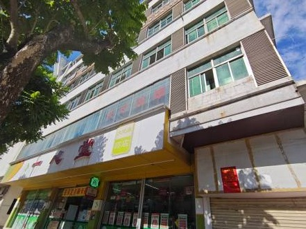 万宁市万城镇光明北路66号综合楼二至五层分别招租
