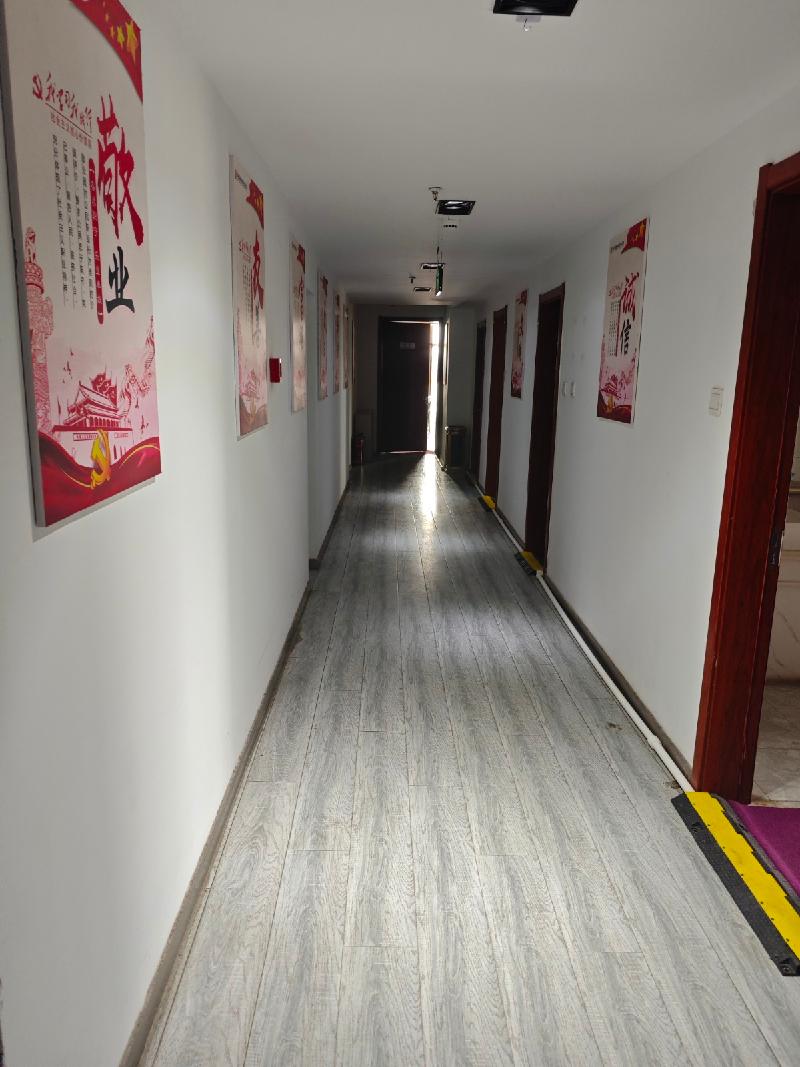 呼和浩特市赛罕区众生大厦12层转让
