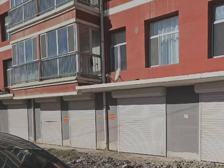 巴彦淖尔市磴口县学府花园二期8宗地上车库公开转让