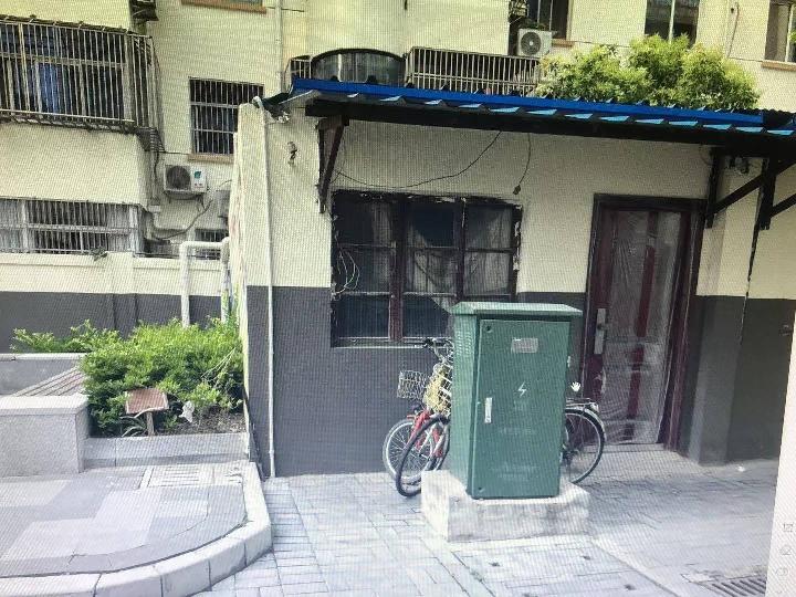 北直街48幢车库旁房屋招租公告