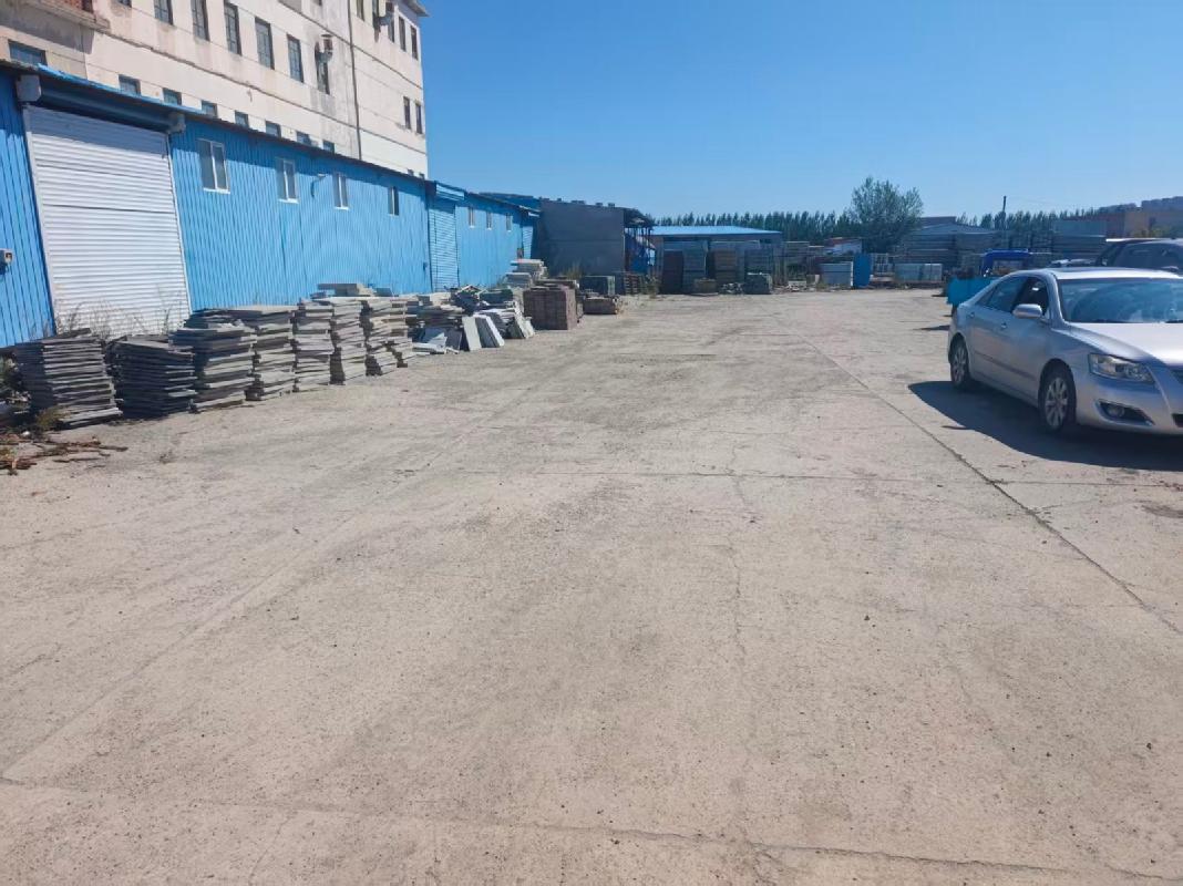内蒙古自治区通辽市霍林郭勒市珠区宝街滨河路西北段1号2处地坪使用权独立出租（年租金详见清单，租期均为1年）