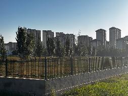 包头市稀土高新技术产业开发区临时储备用地BHLY01地块（临时利用游乐休闲、市场 、停车场、物流堆场）、BH20地块（综合）出租（年租金底价：104101元/年，租期：2年）（包头稀土高新技术产业开发区资源环境局）(国资监测编号GR2026NM1004207)