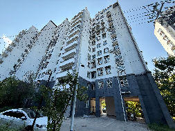 黄山市屯溪区油山路11号龙山花园西苑14套住宅房产转让公告(国资监测编号GR2026AH2002424)