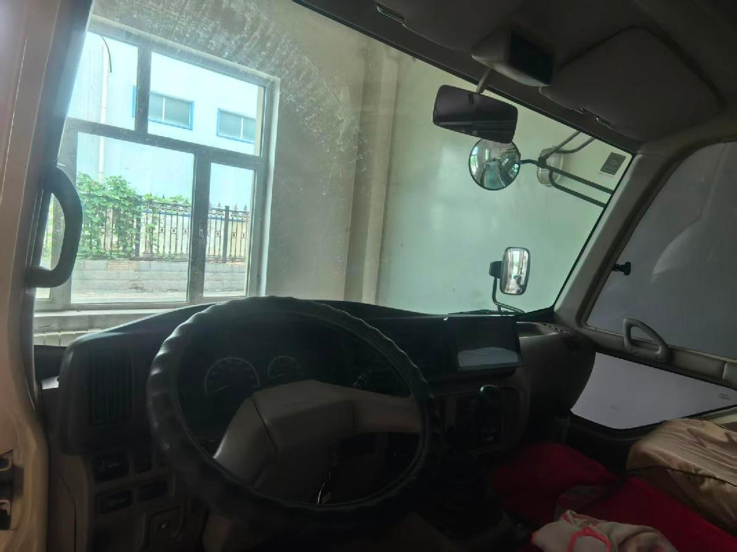 蒙B89968柯斯达牌大型普通客车（内蒙古自治区烟草公司包头市公司）车辆转让项目(国资监测编号GR2026NM1004210)