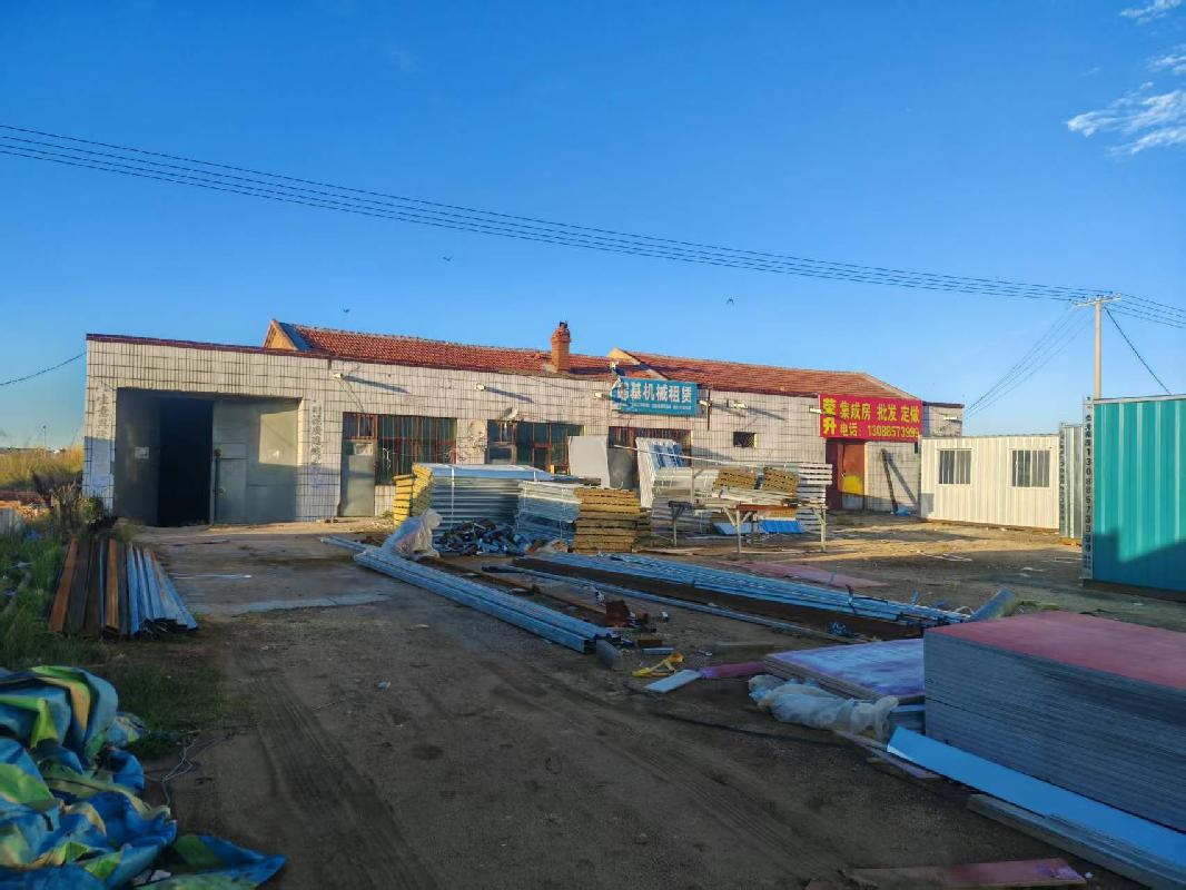 察右中旗科布尔镇西街一套平房及储窖公开转让（察哈尔右翼中旗农牧和科技局）(国资监测编号GR2026NM1004266)