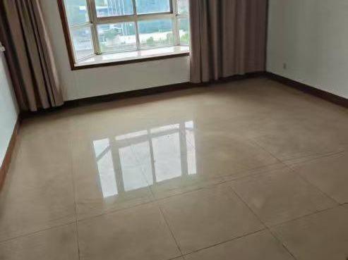 长沙市芙蓉区亚大路99号专家公寓102、103号等5套房屋及两间车库（合计建筑面积约606.52㎡）招租(国资监测编号GR2026HN1003618)