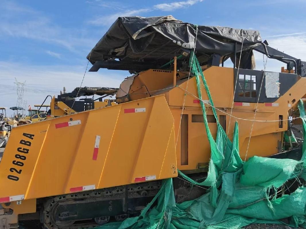 [乌鲁木齐市]新疆西域公路建设集团有限公司转让一批报废机器设备