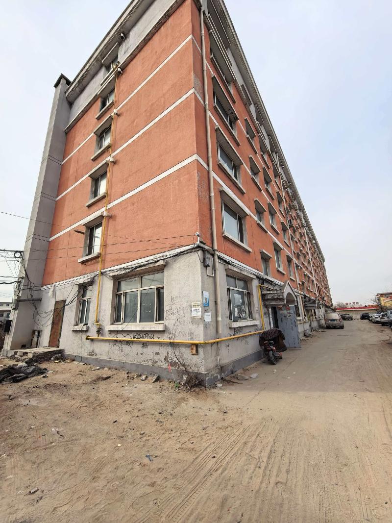 托县托电园区呼准公路72公里路西有信大酒店院内职工宿舍楼底楼转让项目询价