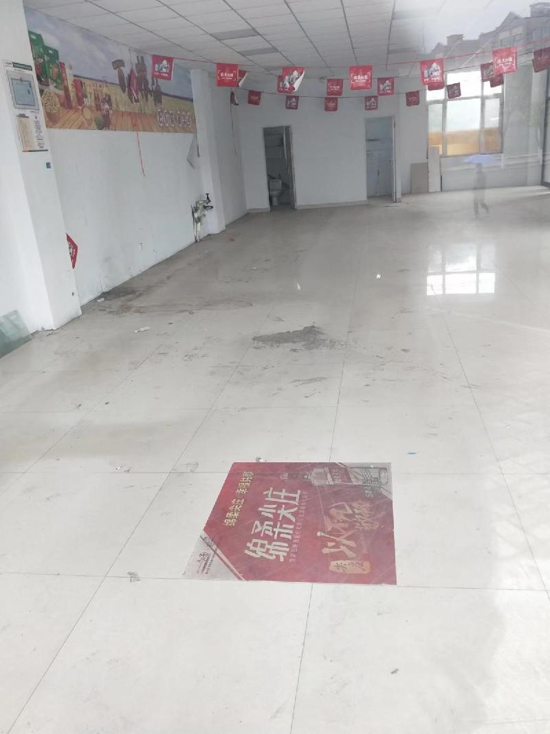 察素齐镇工农北路路西金地雅苑（原名润华小区酒店）东门南侧总层数5层（地上4层，地下1层）转让项目询价