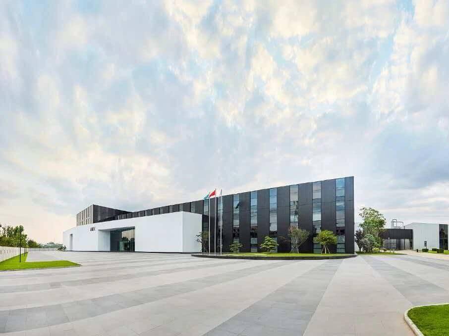 九江银行股份有限公司赣州分行持有的美克国际家居用品股份有限公司等3户不良债权转让项目