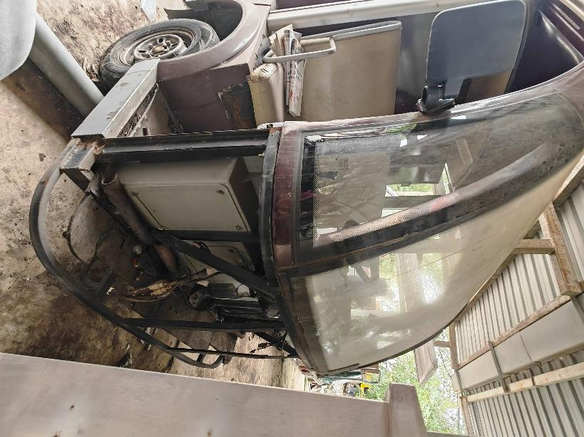 电动餐车、巡逻车各1辆转让公告