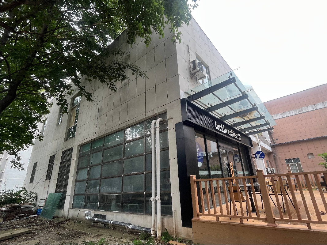 连云港师范学院教育超市楼一层10#门面房招租