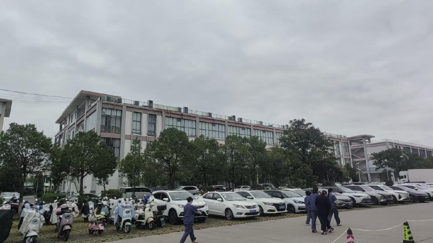 曲靖市经开区人民工社10社厂房租赁(国资监测编号GR2026YN1001054)