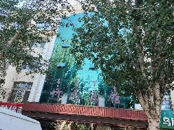 巴彦淖尔市临河区富强路西、永安街南临街综合办公用房(原竹园宾馆)一层部分、二至五层公开招租(年租金160577元，租期3年)(国资监测编号GR2026NM1004428)