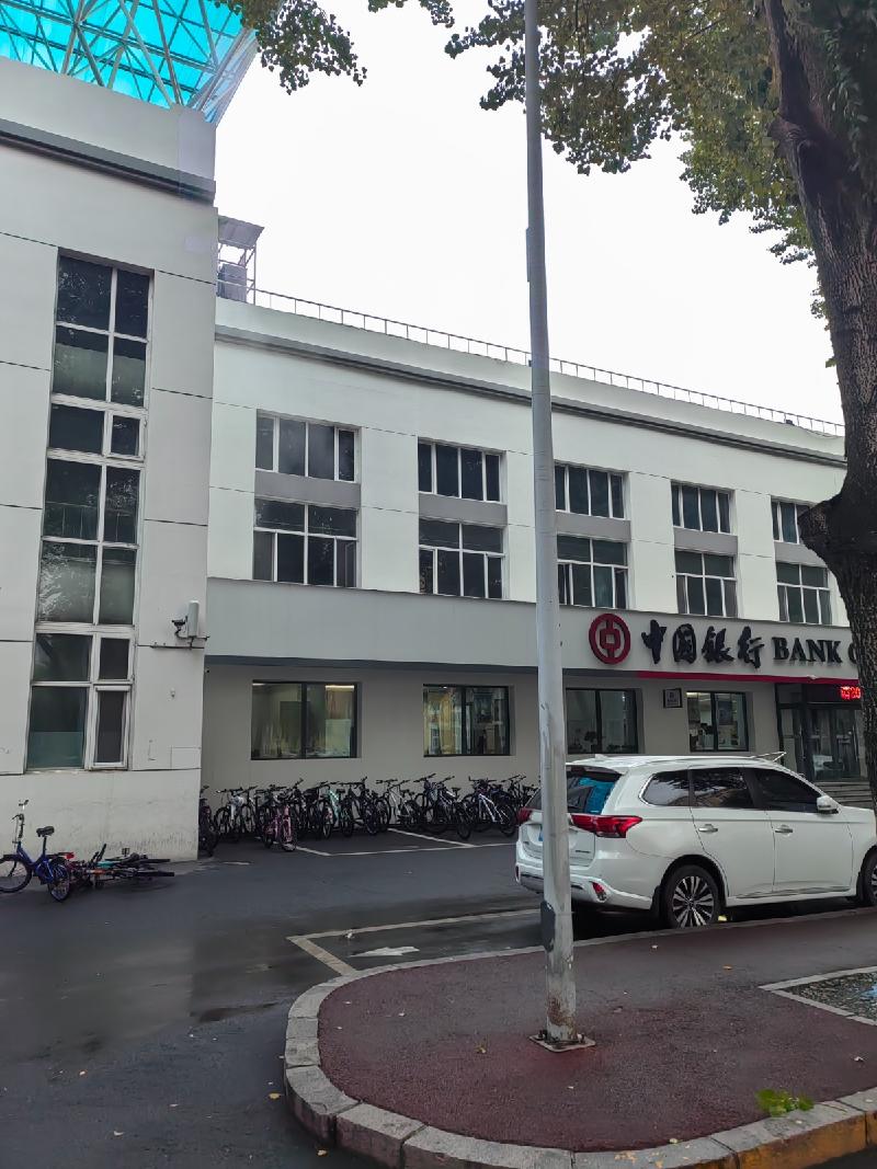 [哈尔滨市]哈尔滨工程大学北体育场正门二楼203、204室整体出租交易公告