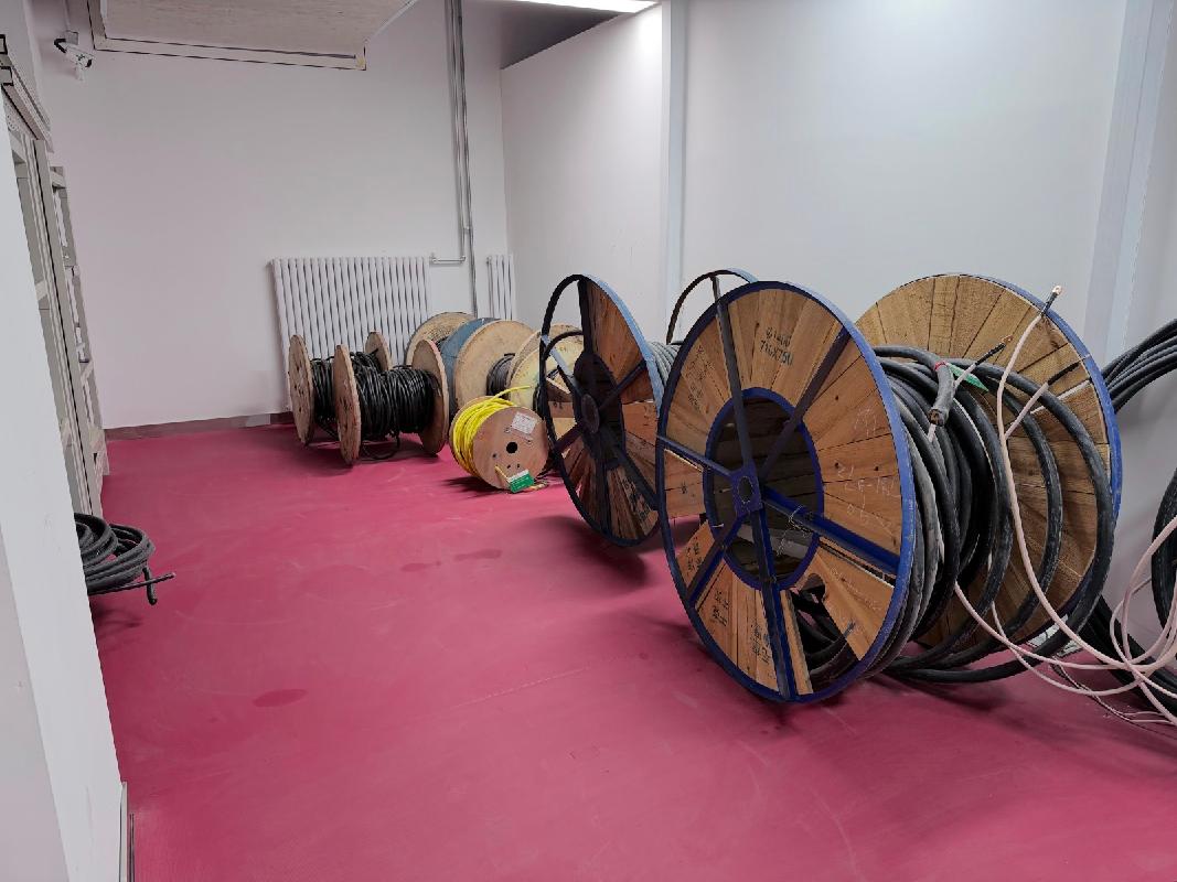 电力电缆、控制电缆、插座等一批废旧资产转让（内蒙古电力（集团）有限责任公司信息通信分公司）	(国资监测编号GR2026NM1004426)