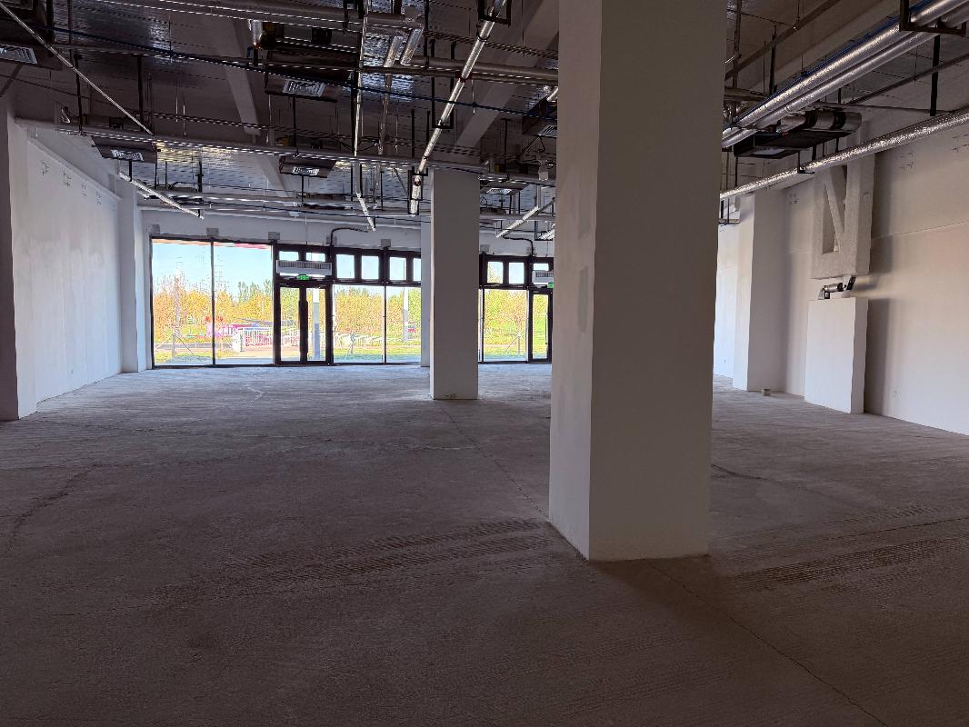 乌鲁木齐兴东文化公园投资发展有限公司租赁位于米东区轮台东路1488号米东区文体公园21处商业用房（二次挂牌）