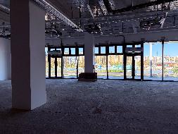乌鲁木齐兴东文化公园投资发展有限公司租赁位于米东区轮台东路1488号米东区文体公园21处商业用房（二次挂牌）