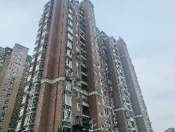安庆市迎江区华中东路水岸花都小区A-4幢1单元10套住宅转让公告