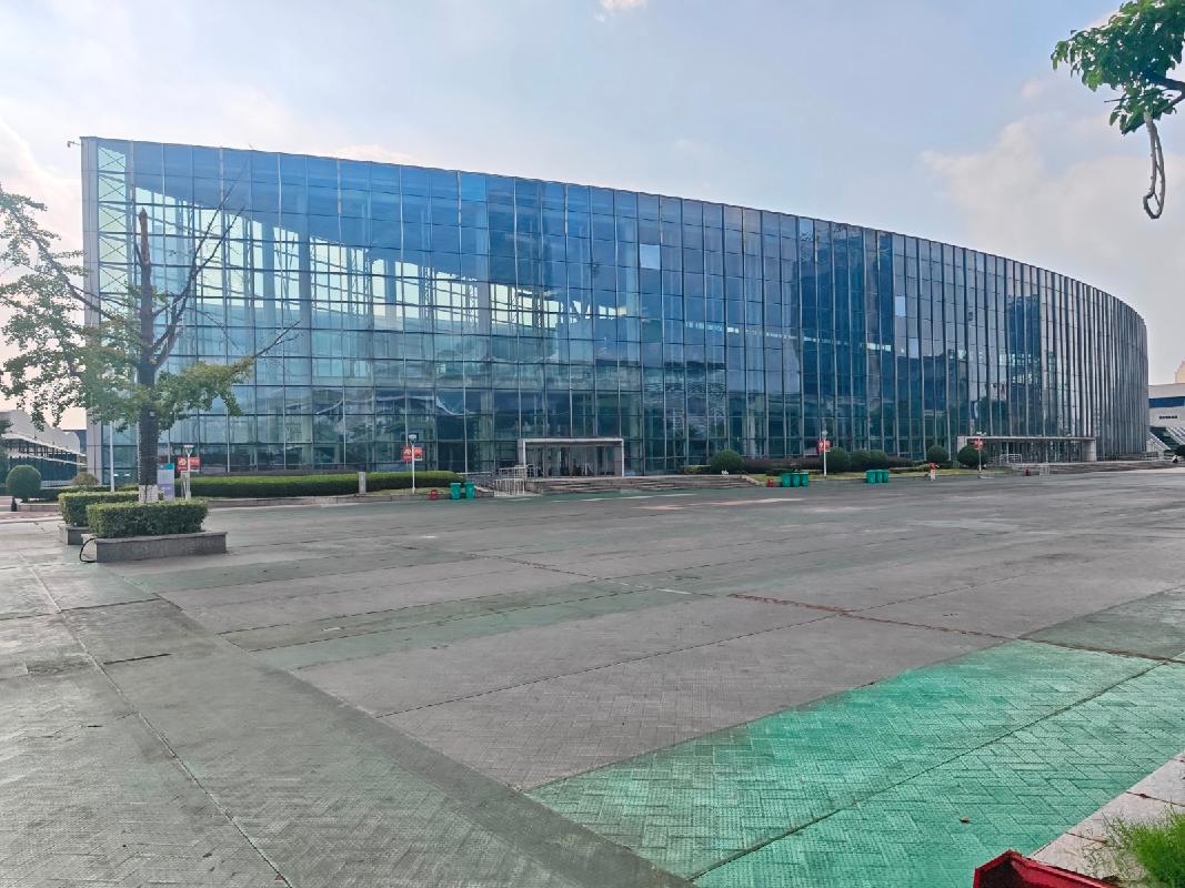 [芜湖市]芜湖市宜居国际博览中心一期共享大厅南侧房产出租公告