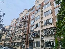 安庆市迎江区华中东路水岸花都小区C-1幢、C-20幢、C-22幢、C-23幢共19套住宅转让公告