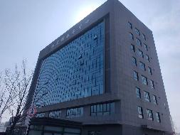 江苏徐州泉山区润港大道9号国际陆港供应链服务中心4号楼展厅一层（125）房产招租项目公告(国资监测编号GR2026JS4003824)