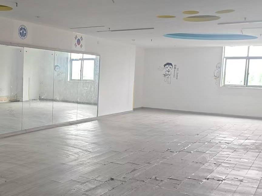 芜湖经济开发区华山路商业街5#301-304室房产出租公告(国资监测编号GR2026AH2002917)