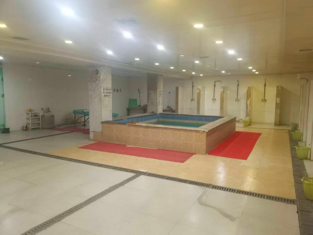 呼和浩特市玉泉区东五十家街民和花园综合楼4号楼1层 6012、7023、7034号房产转让项目