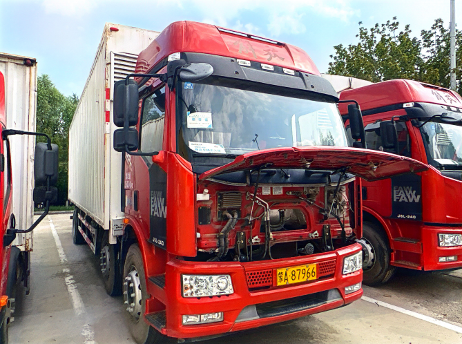 （蒙A87966）解放牌重型厢式货车7.2（内蒙古昆明卷烟公司）(国资监测编号GR2026NM1004499)