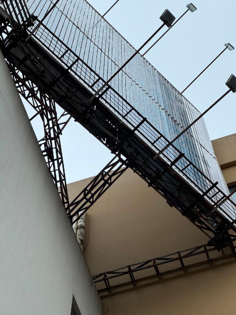 安庆市菱湖南路汽运集团楼顶报废三面翻广告位残值转让公告(国资监测编号GR2026AH2003018)
