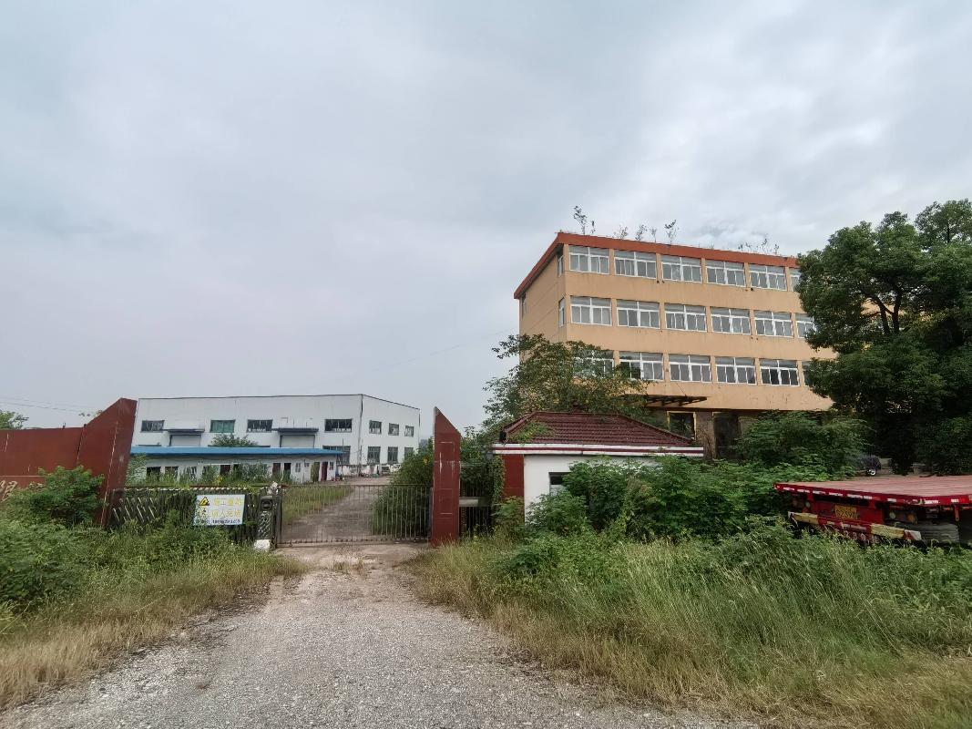 无为市蜀山镇工业集中区（无为市融兴中小企业融资担保有限公司）综合楼、厂房等出租公告(国资监测编号GR2026AH2003012)