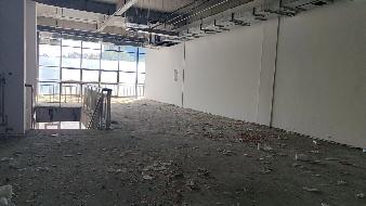 奎屯市国有资产投资集团有限责任公司位于综合客运站团结南街9-2号商铺450.7㎡对外招租（租期3年）