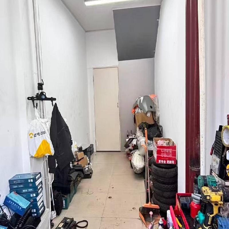 东胜达拉特北路10号街坊区交通局家属楼4号楼12号公开转让（鄂尔多斯市东胜区发展和改革委员会）(国资监测编号GR2026NM1005048)