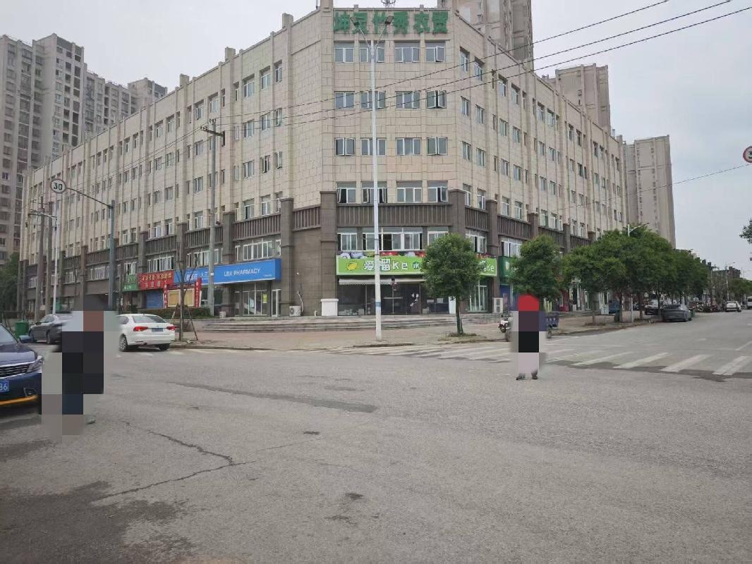 [芜湖市]芜湖市鸠江区竹秀清苑农贸市场一层104、105、106共三间房产出租公告