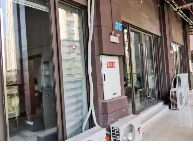 重庆市江北区绿地海外滩多套商业房产转让/出租询价