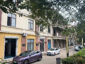 淮安经济技术开发区宏恒胜路168号汇金行。欧尚风情街西区5-5005室招租公告