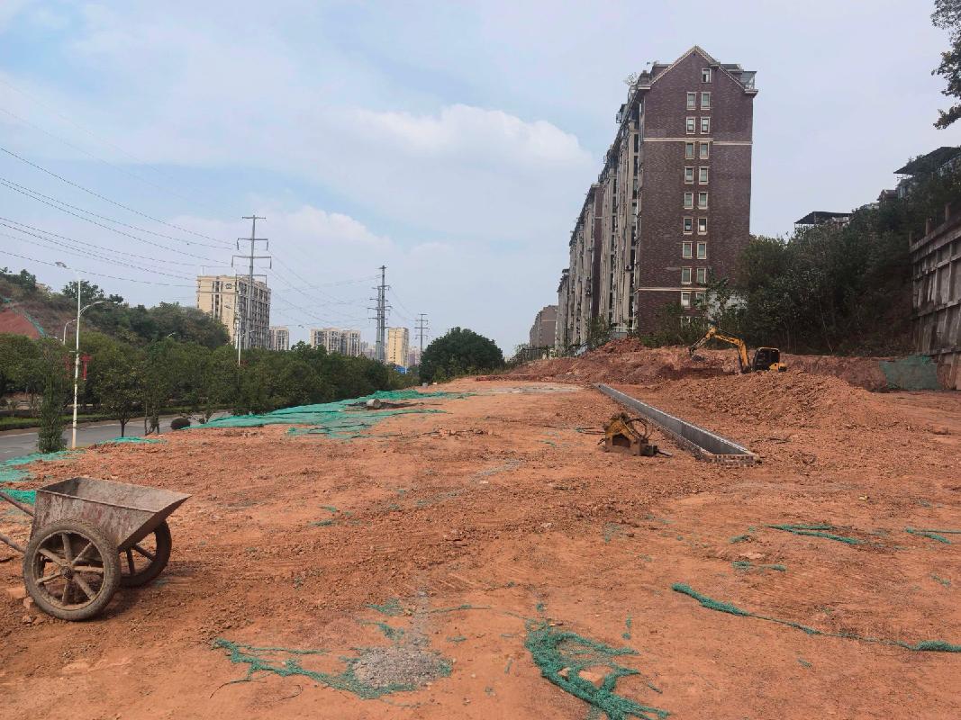 长沙市天心区万家丽南路二段1099号湘煤大厦东侧2000㎡配套用地(国资监测编号GR2026HN1003791)