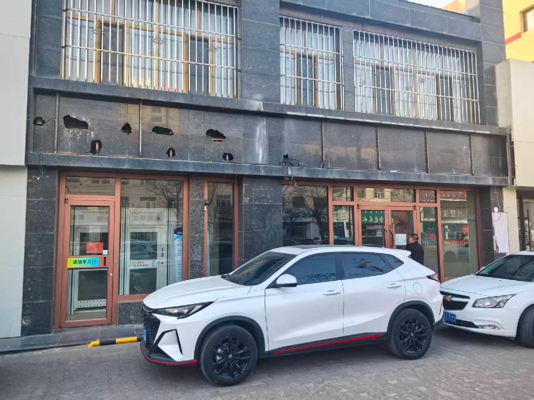 乌拉特前旗乌拉山镇第十四居区（御景苑小区）5号楼14号、15号转让项目