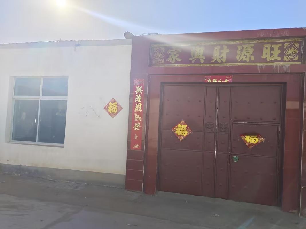 [巴彦淖尔市]乌拉特中旗乌加河镇宏丰村房产