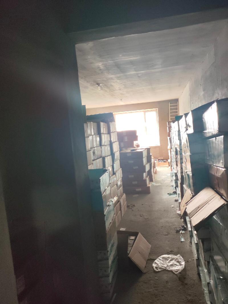 内蒙古自治区通辽市科尔沁区住宅、商铺、车库等房产独立出租（年租金详见明细表，租期均为3年）