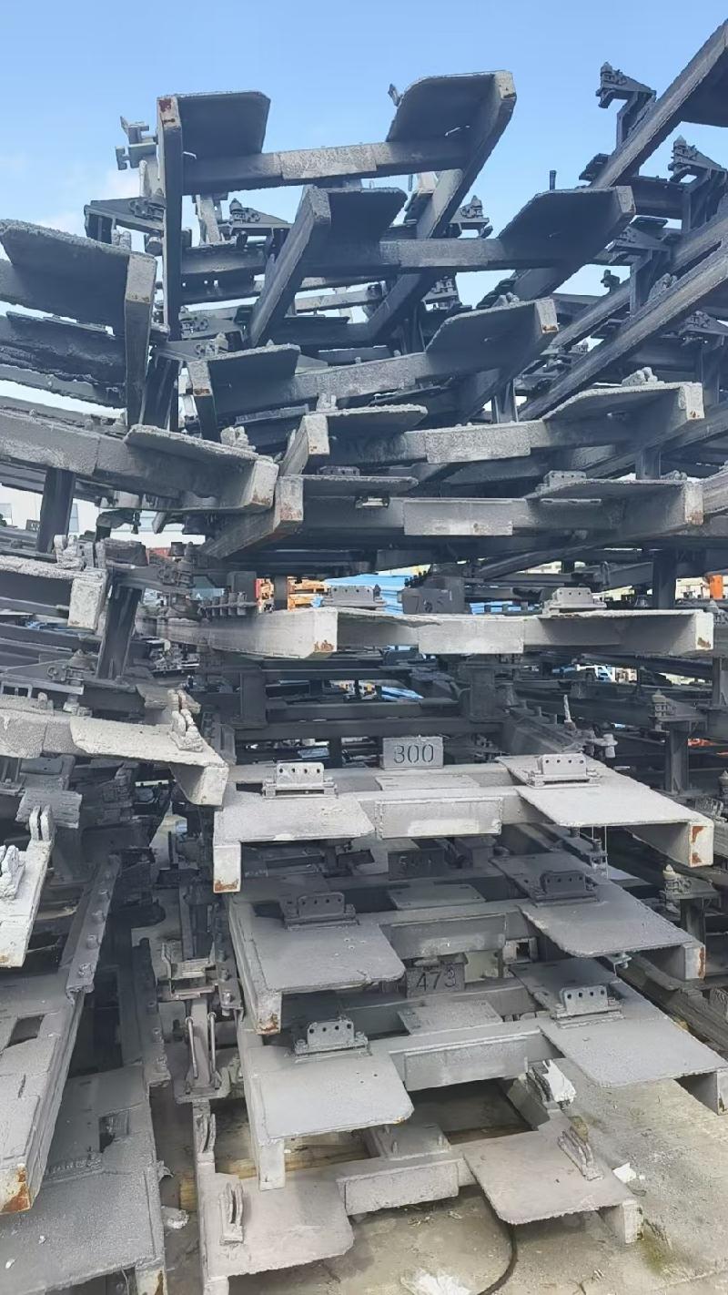 东南（福建）汽车工业股份有限公司一批废旧资产 转让公告