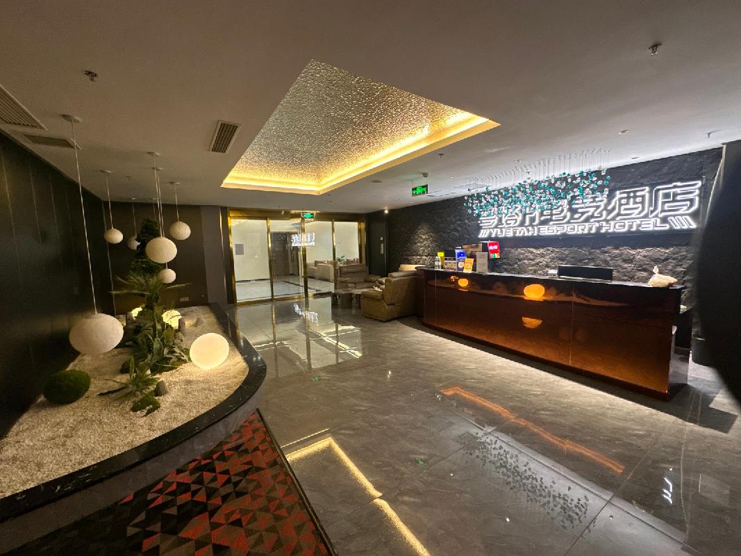 重庆市渝中区华一路1号卡萨国际-1至5层房产拟转让及出租市场询价