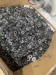 导向轮胎皮、走行轮胎皮、碳滑块和膨胀接头标尺等563项废旧物资转让公告(国资监测编号GR2026AH2003032)