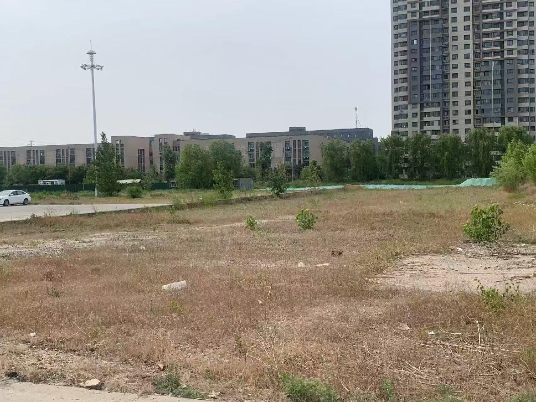 江苏徐州淮海国际港务区时代大道7号淮海陆港枢纽中心信息交易中心南区停车场内20亩场地招租项目公告(国资监测编号GR2026JS4003966)