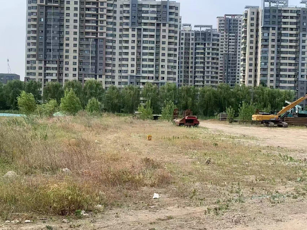 江苏徐州淮海国际港务区时代大道7号淮海陆港枢纽中心信息交易中心南区停车场内20亩场地招租项目公告(国资监测编号GR2026JS4003966)