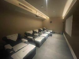 黄山市屯溪区徽州大道1号昱城皇冠假日酒店SPA区域2250㎡房产出租公告（二次降价）(国资监测编号GR2026AH2003054)