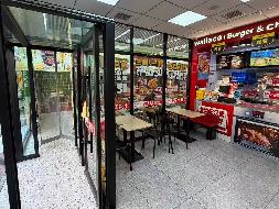 呼和浩特市昭乌达路内蒙古大学东门奥都商城一楼房产（原餐饮店）招租（年租金底价450000元，租期3年）