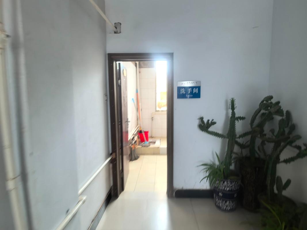 内蒙古自治区通辽市奈曼旗大沁他拉镇王府新城物业楼01011号房产整体出租（年租金5000元，租期三年）(国资监测编号GR2026NM1004717)